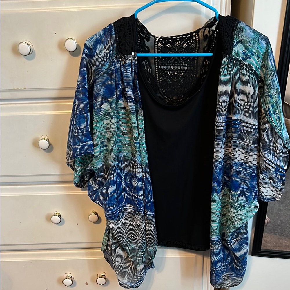Trixxi Blue and Green Shrug with Flowing Sleeves